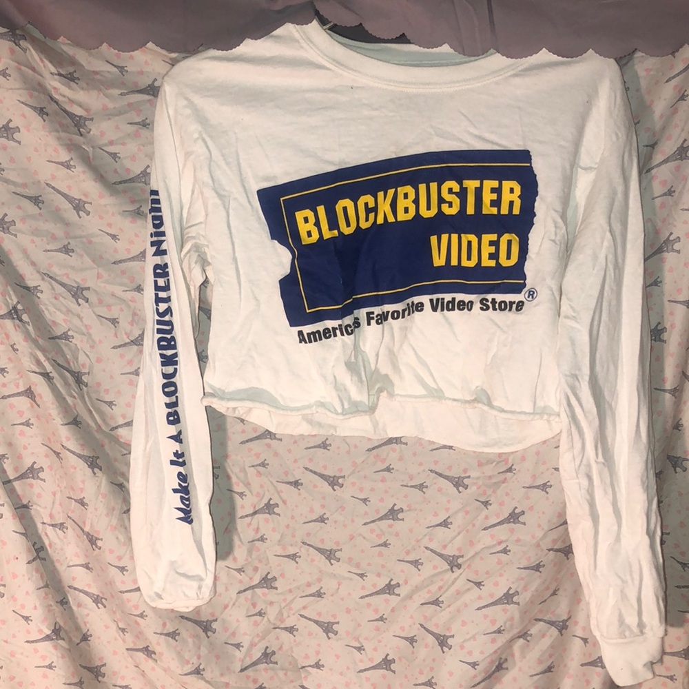 Blockbuster long sleeve cropped t- shirt